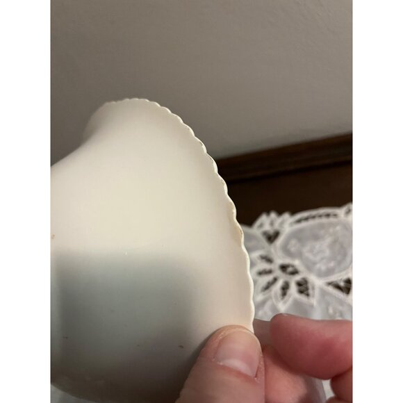 Southern Pottery Blue Ridge Yellow Flower Bowl, very slight rough spots along ed - Picture 6 of 7